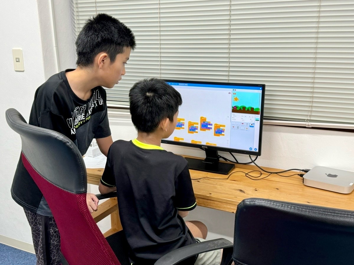 楽しく学ぶ子どもたち